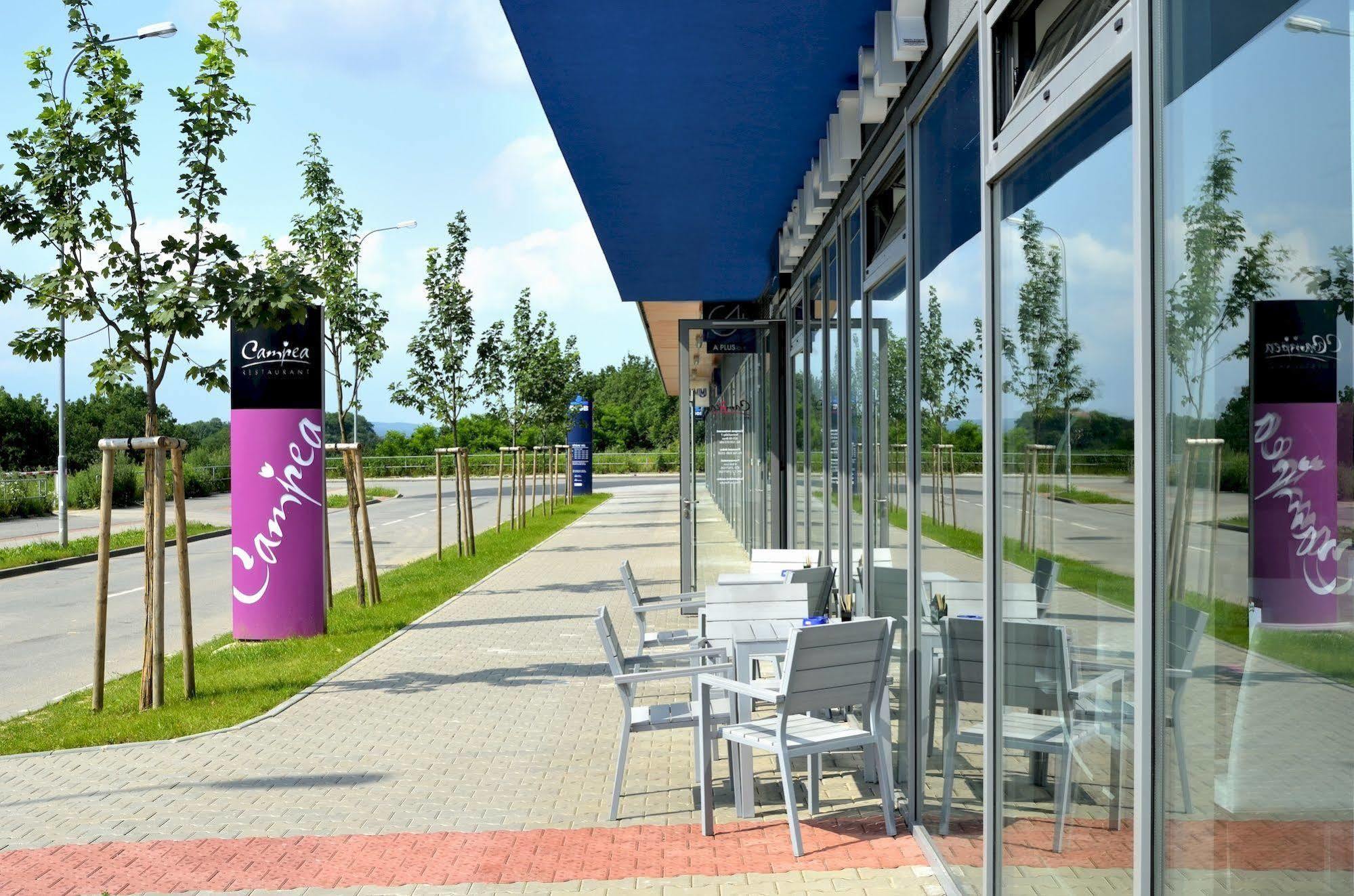 Campea Aparthotel Brno Exterior photo