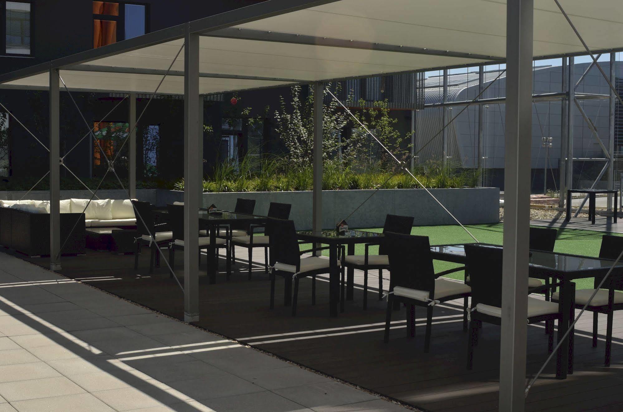 Campea Aparthotel Brno Exterior photo
